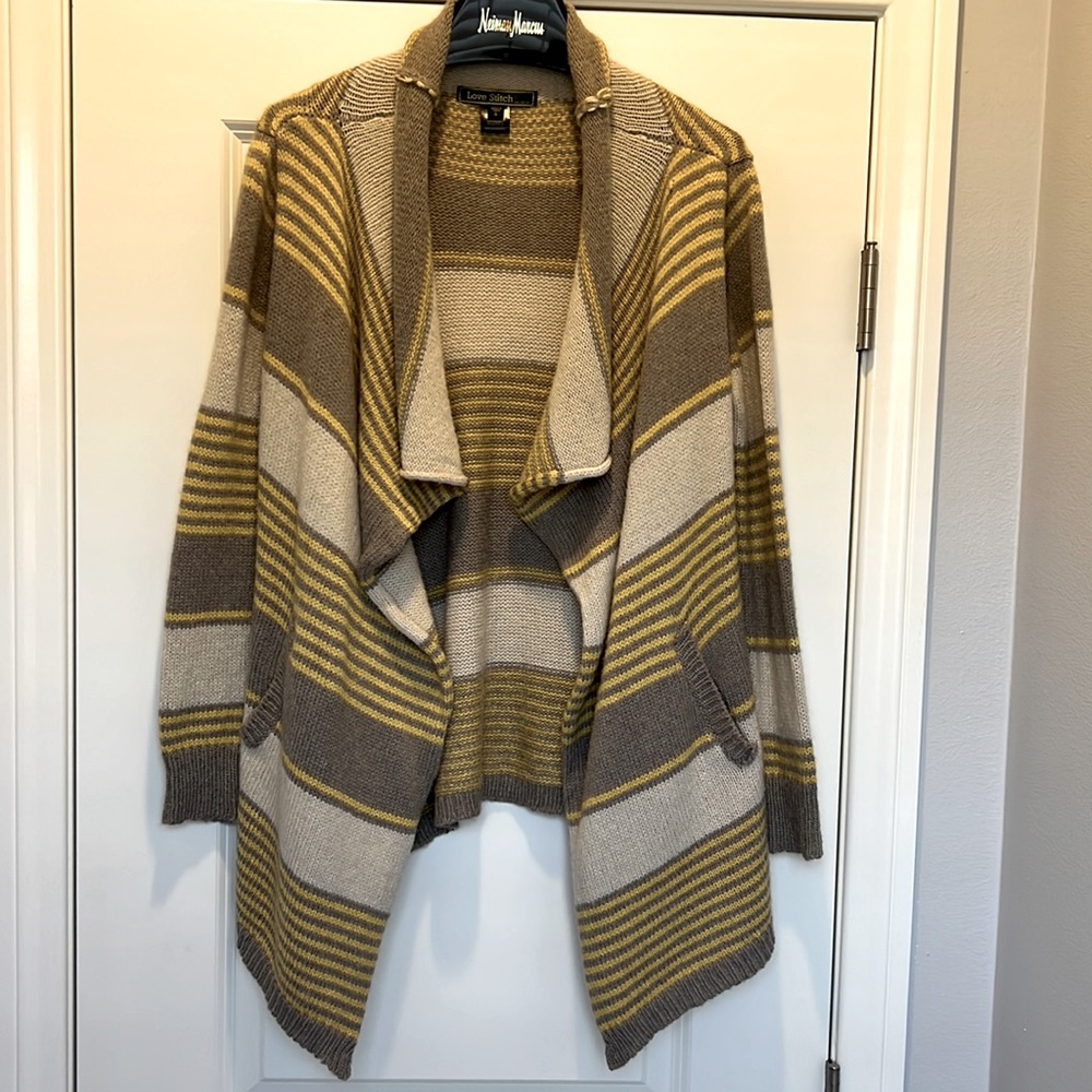 Love Stitch- Large- grey/yellow/off-white striped sweater cardigan